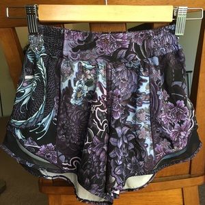 Lululemon Hotty Hot Shorts